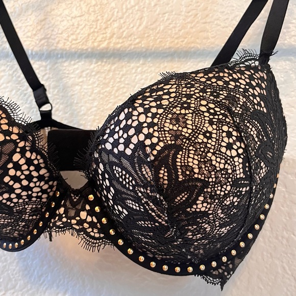 VS Very Sexy Lace Push Up - Picture 4 of 4